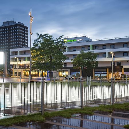 Holiday Inn Express Middlesbrough - Centre Square By Ihg Exterior photo