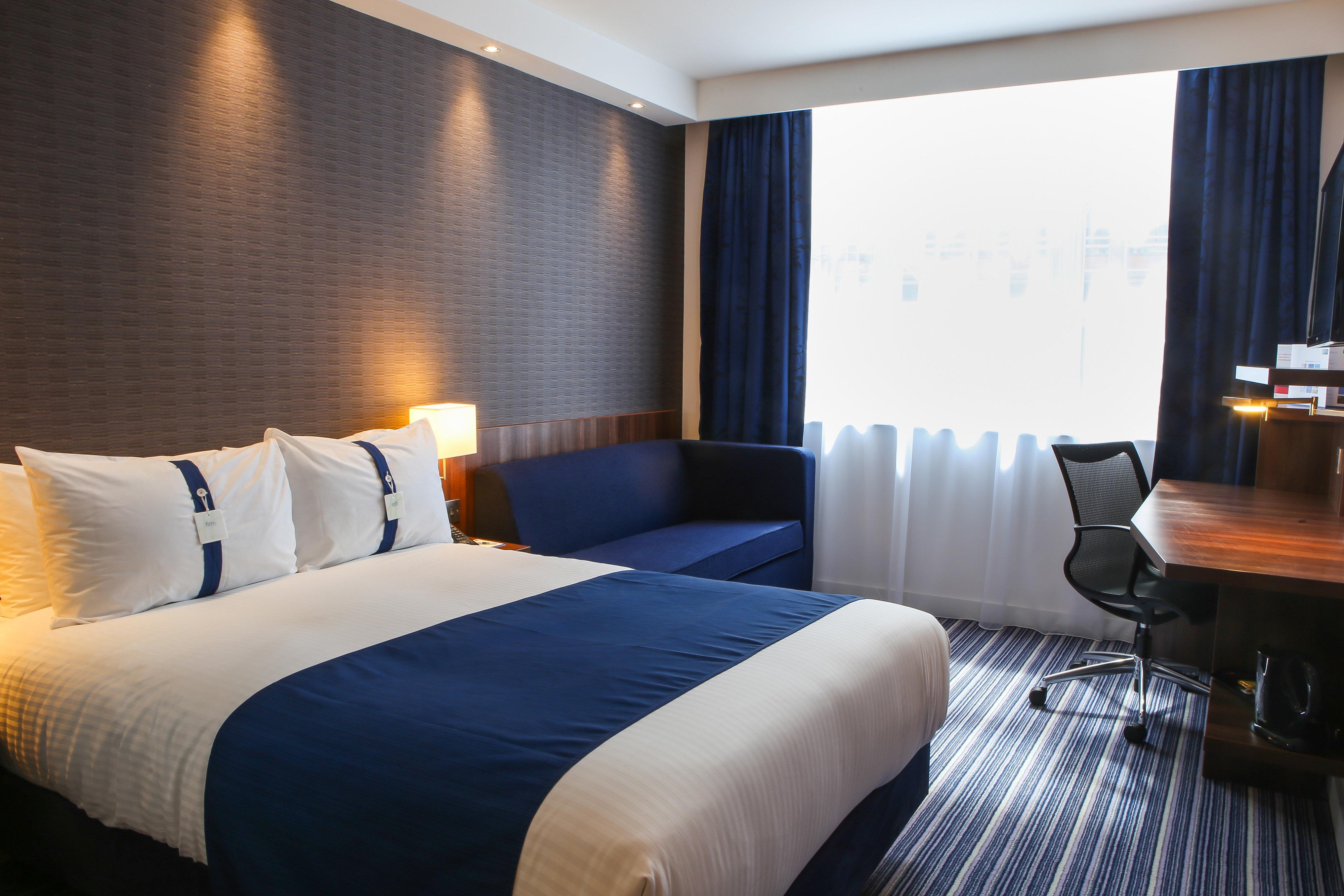 Holiday Inn Express Middlesbrough - Centre Square By Ihg Exterior photo