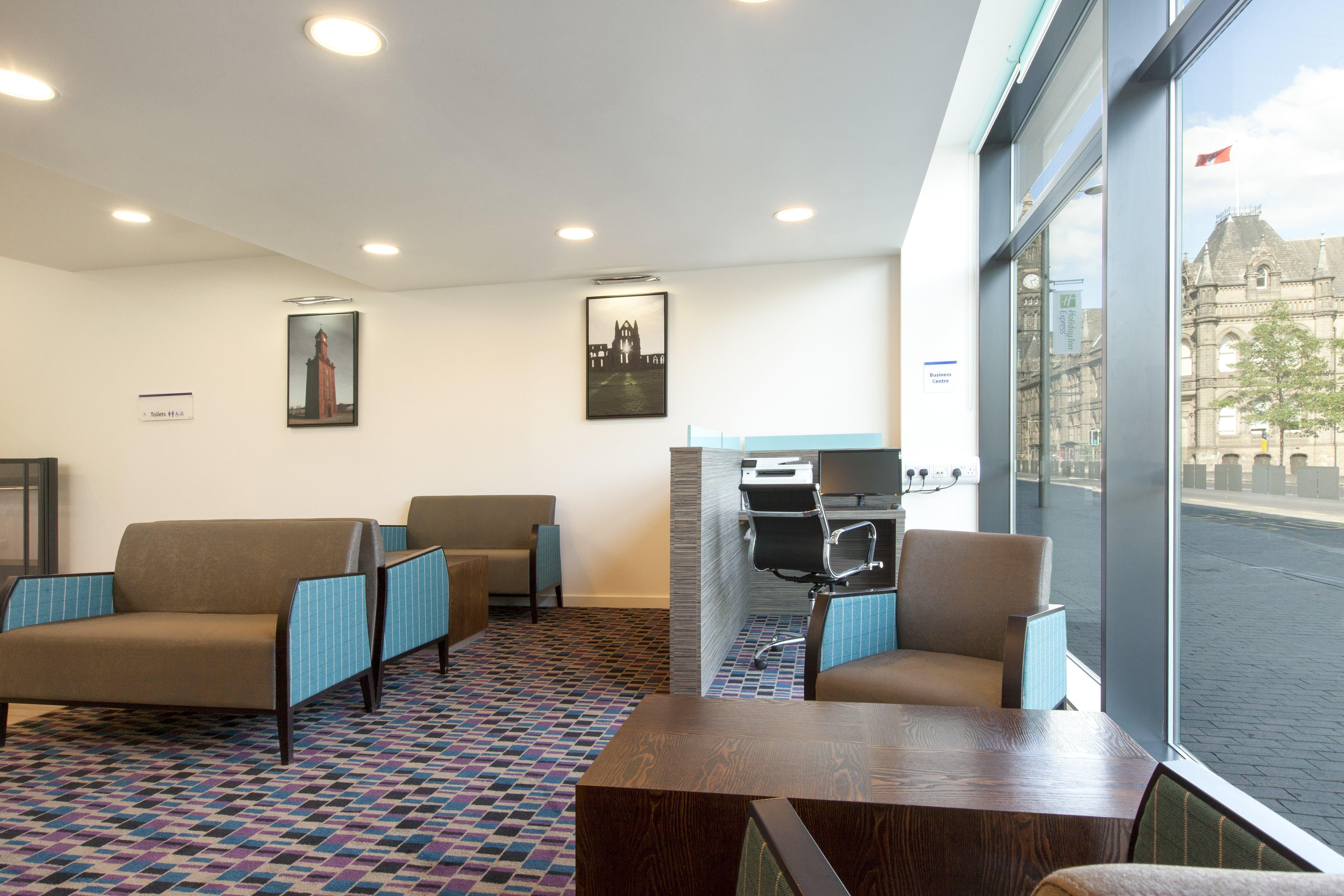 Holiday Inn Express Middlesbrough - Centre Square By Ihg Exterior photo