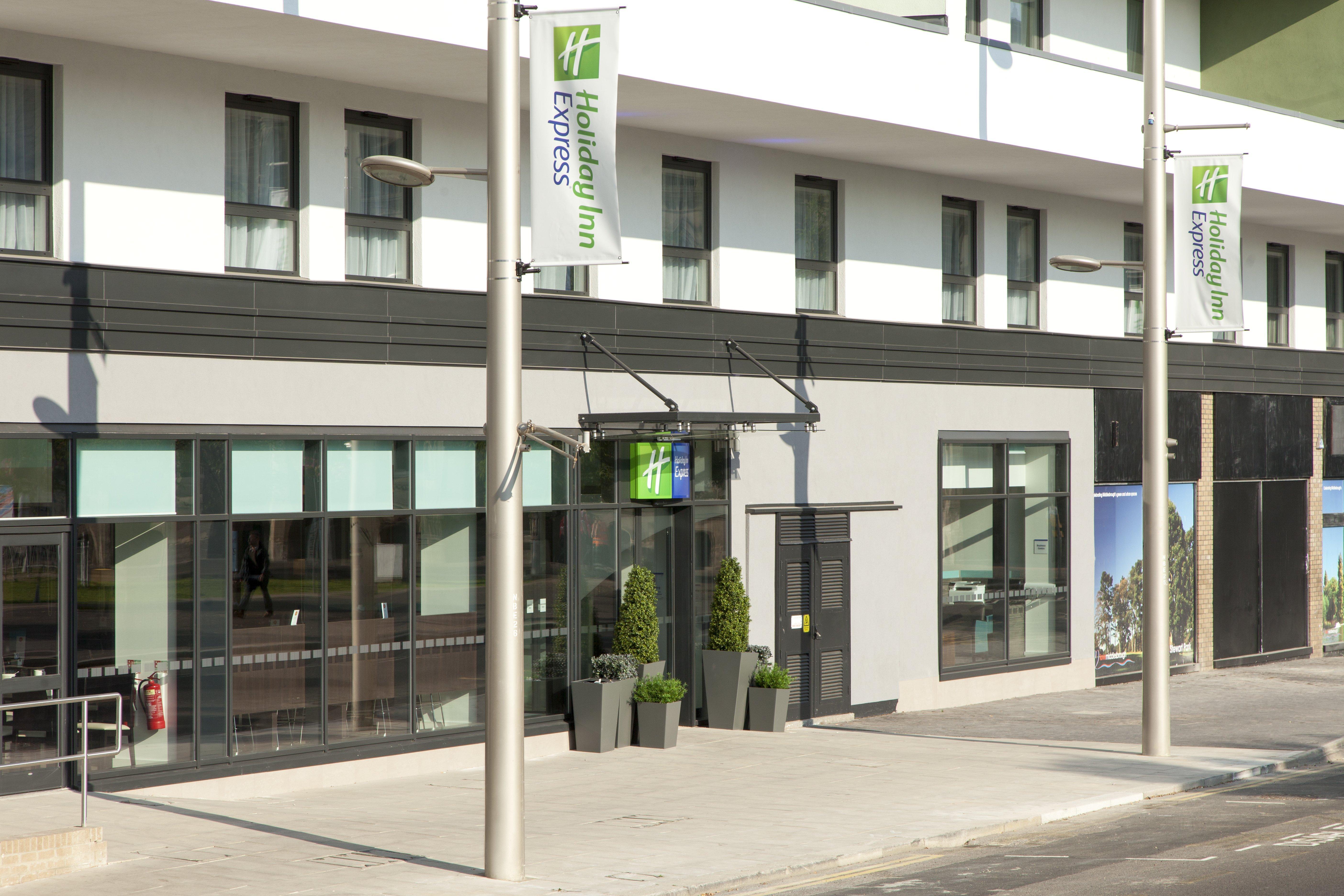 Holiday Inn Express Middlesbrough - Centre Square By Ihg Exterior photo
