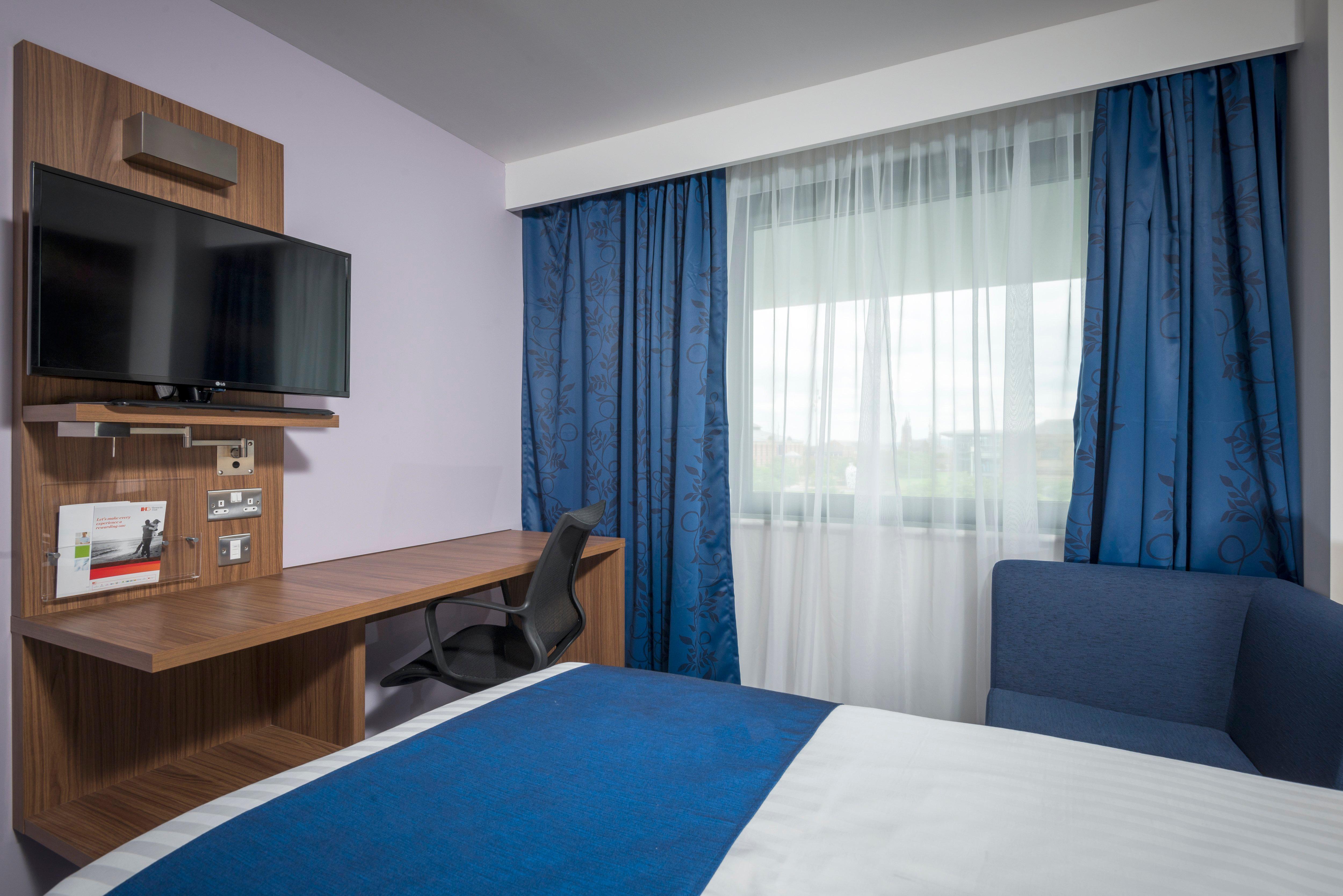 Holiday Inn Express Middlesbrough - Centre Square By Ihg Exterior photo