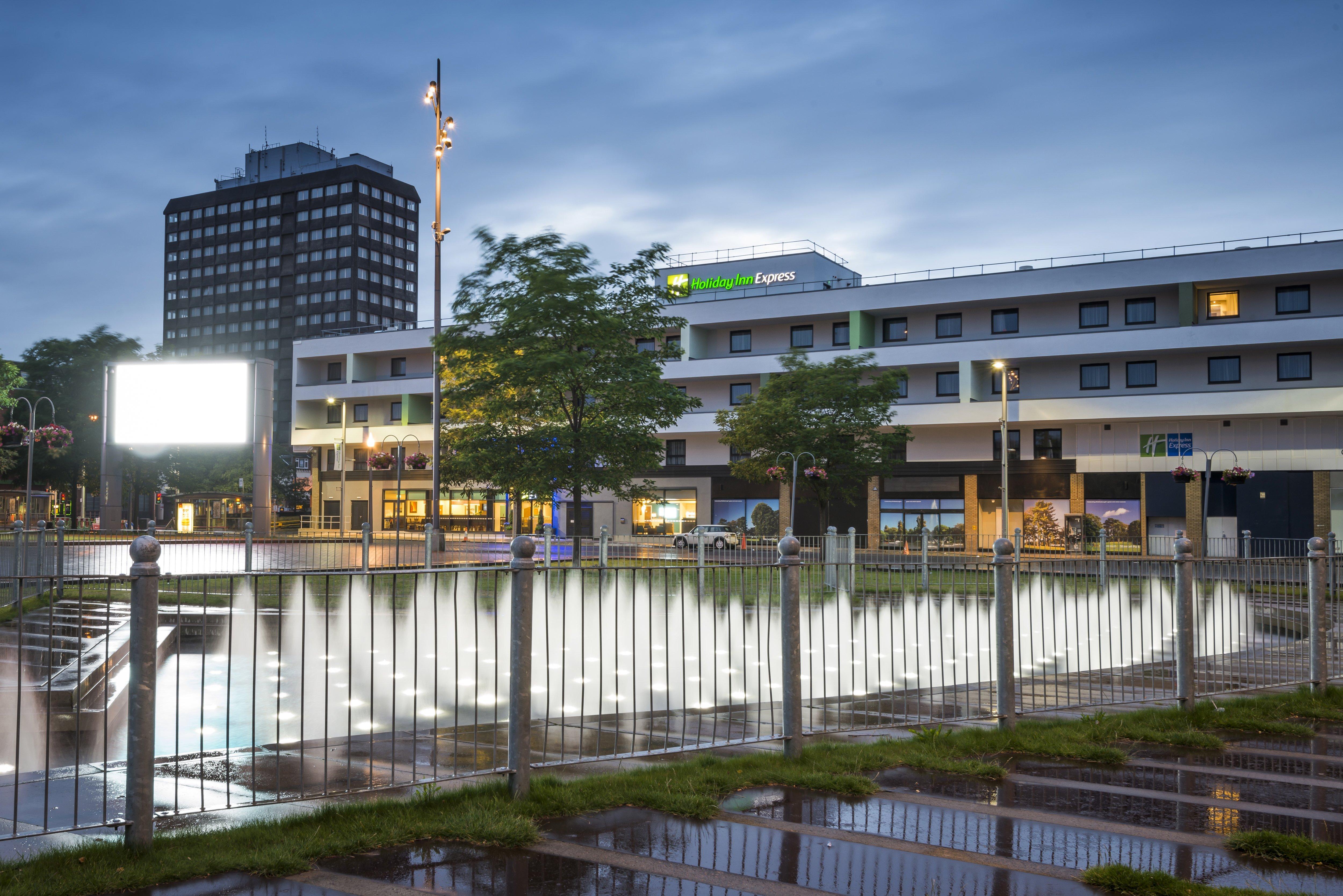 Holiday Inn Express Middlesbrough - Centre Square By Ihg Exterior photo