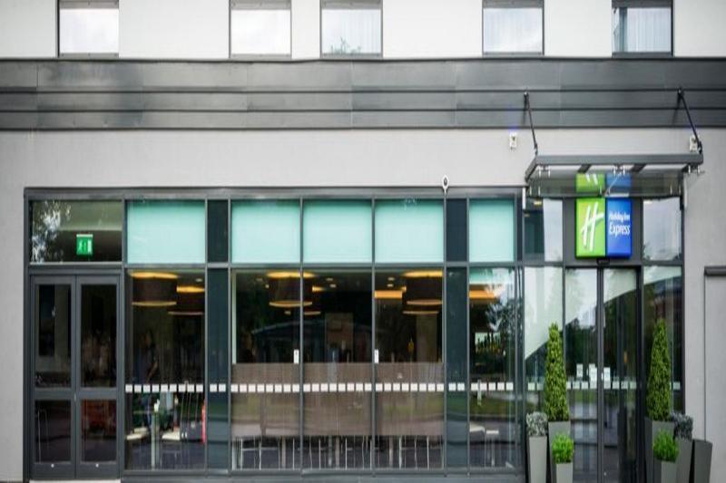 Holiday Inn Express Middlesbrough - Centre Square By Ihg Exterior photo
